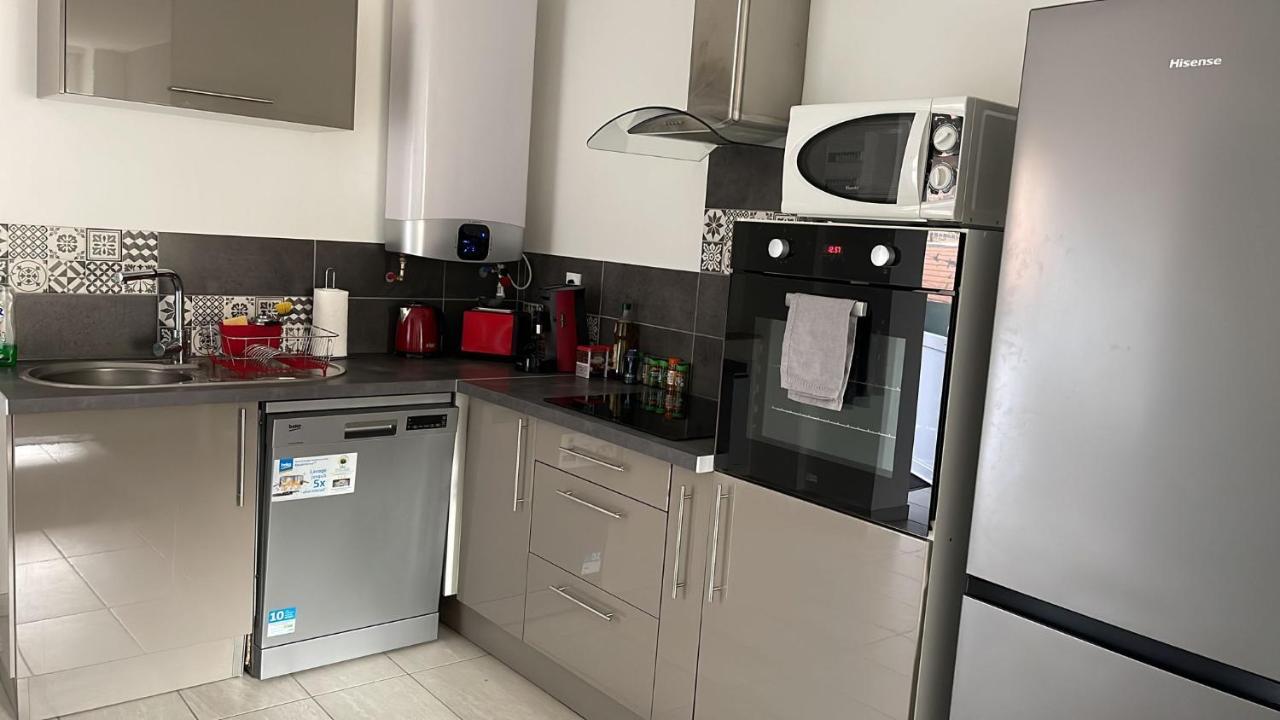 Superbe Appartement Roanne Bagian luar foto